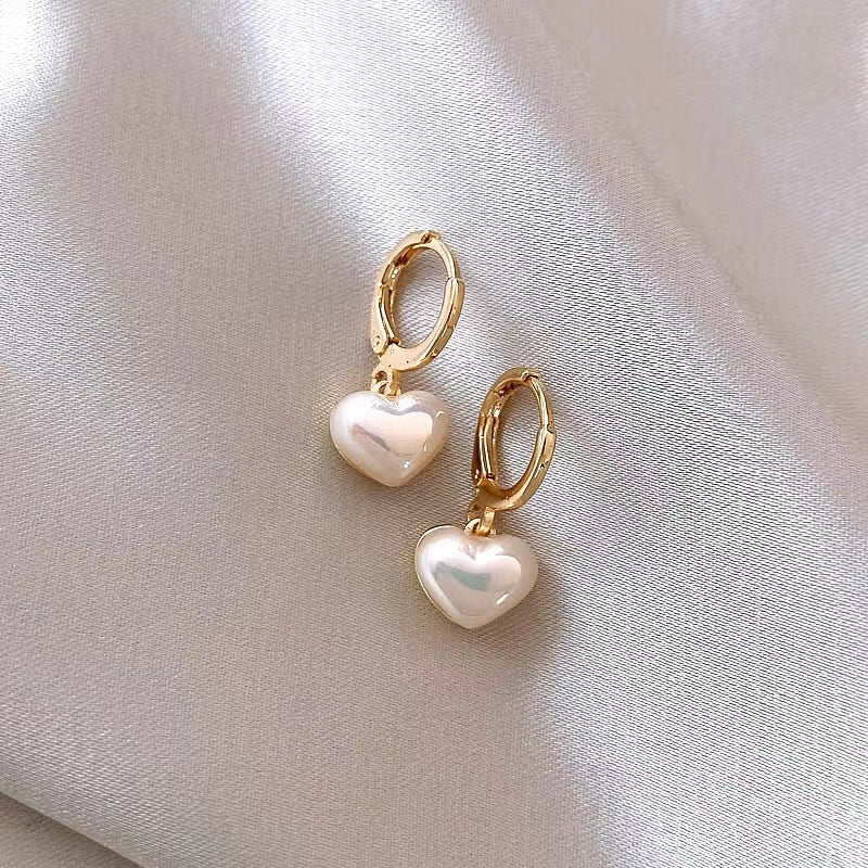 Peach Heart Pearl Earrings Women's Earrings High-grade Special-interest Design Love